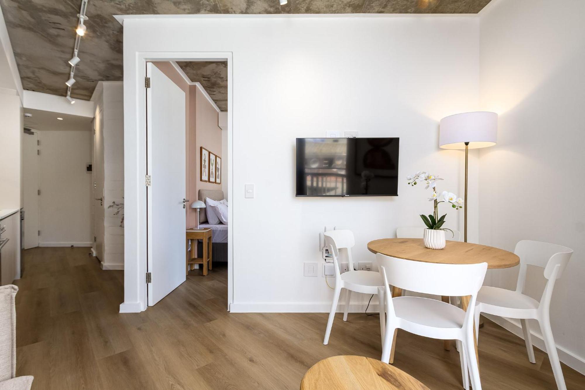 Live With Passion - 1 Bedroom With Stunning Views *