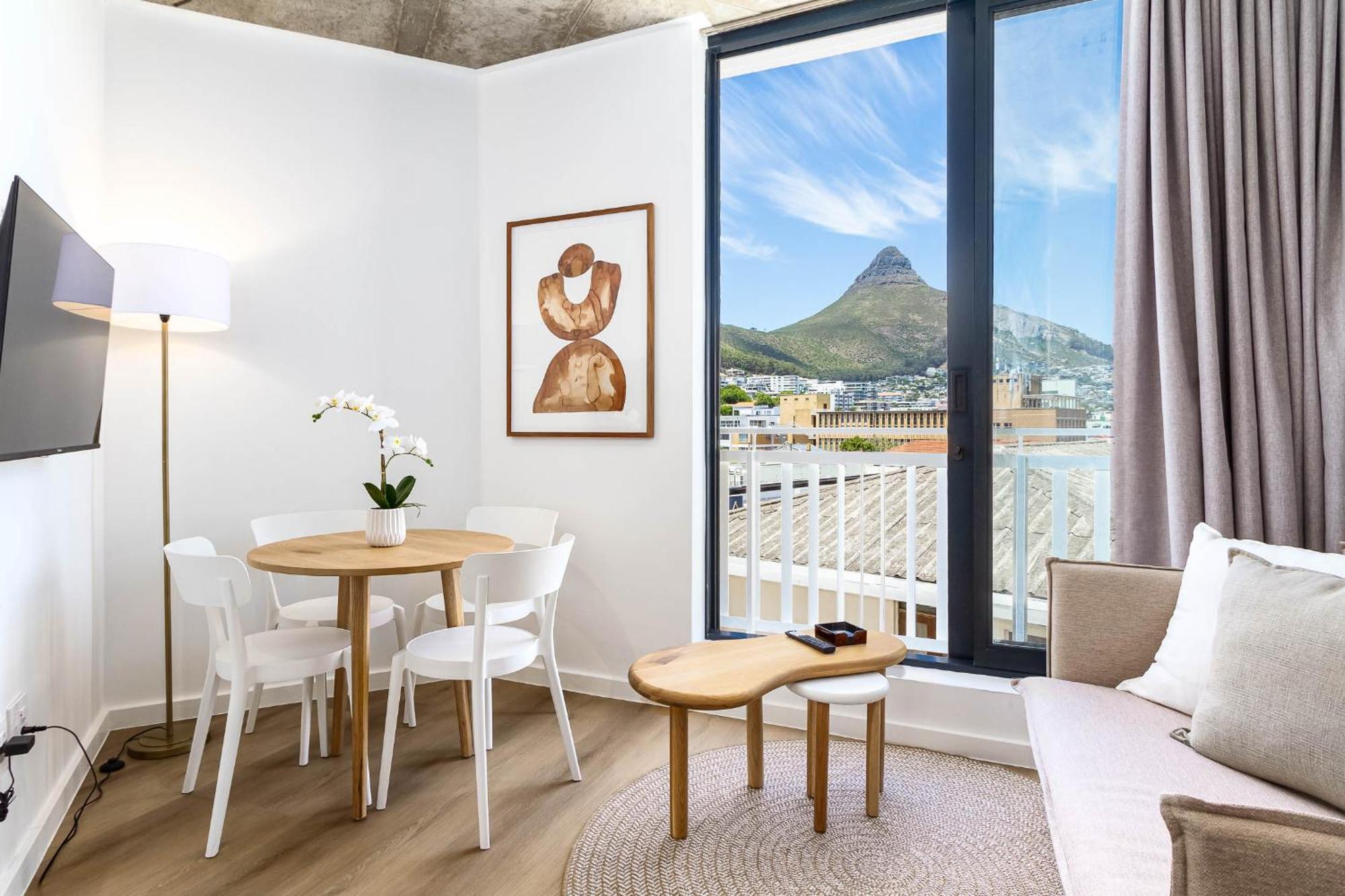 Live With Passion - 1 Bedroom With Stunning Views Apartment *