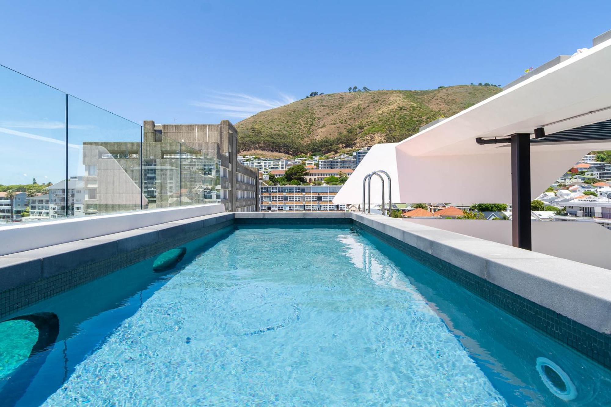 Live With Passion - 1 Bedroom With Stunning Views Cape Town